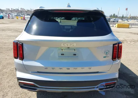 2022 Kia Sorento Hybrid S z USA, uszkodzony, nr VIN KNDRG4LG2N5102073